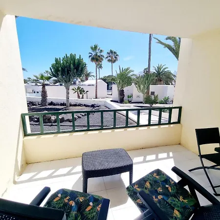 Paternal Playa Roca. * Costa Teguise