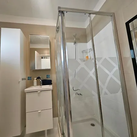 Casa Atlantis Playa Roca * קוסטה טגוויסה