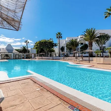 Casa Atlantis Playa Roca * קוסטה טגוויסה