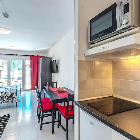 Casa Atlantis Playa Roca קוסטה טגוויסה