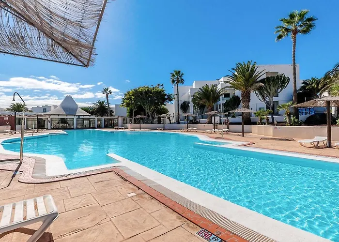 Casa Atlantis Playa Roca * קוסטה טגוויסה